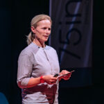 Josee van Linschoten Josee van Linschoten